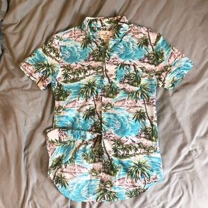 American Eagle Seriously Soft Tropical Palm Shirt